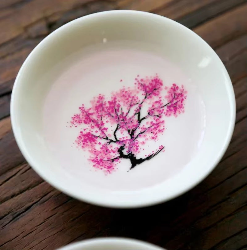 Japanese Magic Sakura Cup Cold Temperature Color Changing Flower Display Sake Cup Ceramic Kung Fu Tea Cup Tea Bowl